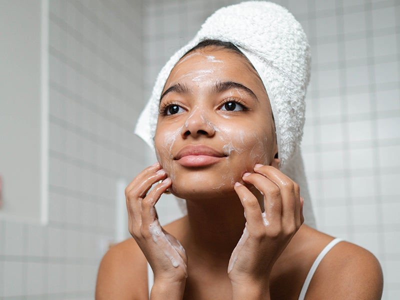 Cleansing 101: A Guide to Washing Your Face